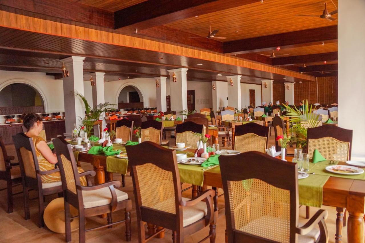 Ayursoma Ayurveda Royal Retreat Hotel Kovalam Kültér fotó