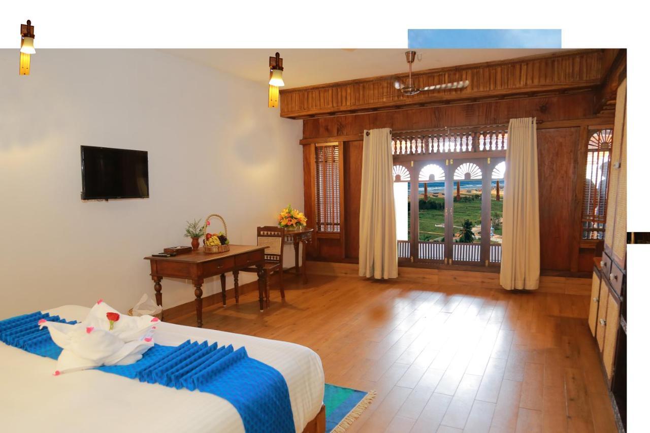 Ayursoma Ayurveda Royal Retreat Hotel Kovalam Kültér fotó